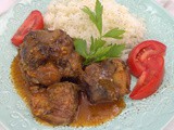 Slow Cooker Beef Oxtails