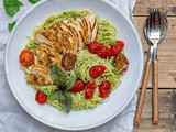 Easy Chicken Pesto Pasta With Tomatoes – Recipe Video