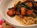 Noodles with Green Beans and Chicken Breast in Sweet Sauce