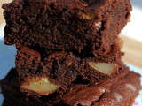 For The Weekend: Pear & Chocolate Brownies