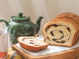 Cinnamon Raisin Bread #BreadBakers