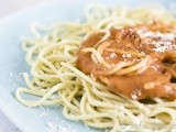 The Perfect Kids’ Meal: Mom’s Tomato Kindersauce (Kiddie Tomato Sauce) on Pasta