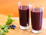 Very Berry Smoothie for a health breakfast
