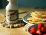 Fluffy Maple Pancakes - The perfect family breakfast