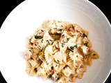 Fettuccine with fresh cream and chicken