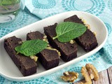 Fresh Mint Cacao Brownies with Walnuts