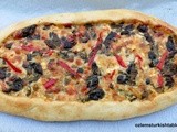 Turkish Flat Breads with Spinach, Feta and Peppers; Peynirli Pide
