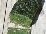 Cake tout vert : épinards, raisins secs
