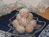 Honey-cinnamon coconut snowballs