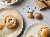 Ragout of mushrooms with puff pastry shells