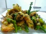 Stir fried prawns with chili and green pepper