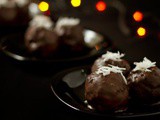 Chococo Laddu – Coconut laddu with a twist