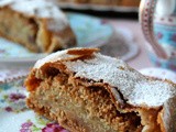 Austria: Apfelstrudel