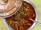 India: Mushroom Matar