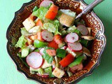 Lebanon: Fattoush salad