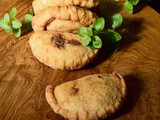 Paraguay: Pastel Mandi’ó (Empanada de Mandioca)