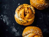 Chilli crisp cream cheese stuffed rose buns