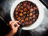 Upside-down fig cake scented with ghee and cardamom