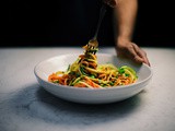 Veggie noodle curry bowl