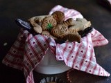 Carob and Quince Jam Cookies