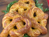 Cheddar Garlic Soft Pretzels #BreadBakers