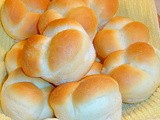 Cloverleaf Dinner Rolls