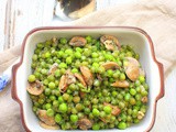 Creamy Peas with Mushrooms and Garlic