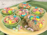 Lucky Charms Muffins #MuffinMonday