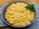 Slow Cooker Macaroni and Cheese