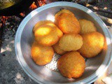 End of Ramazan in sight: Leyla makes traditional pişi in the garden