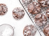 Grandma’s Chocolate Crinkle Cookies