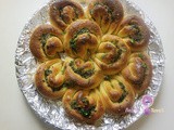 Flower Garlic Bread