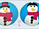Fondant Tutorial: Cookies decorated into winter snowman