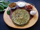 Palak Paratha / Spinach Paratha