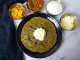 Palak Thalipeeth-Superfood | Healthy Spinach Thalipeeth | Maharashtrian Breakfast Recipe