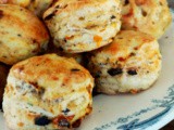 Hartige scones met kaas