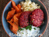 Vegetarische rode bietenburgers