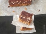 Fudge con amaretti e farro soffiato