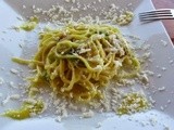 Linguine fiori di zucca e crema allo zafferano