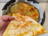 Pizza di pastella con fiori di zucca