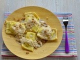 Ravioli con patate e noci