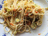 Spaghetti con fiori di zucca