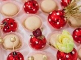I pacchetti di Alessia Malverdi e le leccornie di Elisabetta Arcari