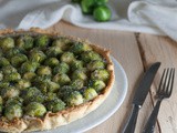 Torta salata senza latticini con cavoletti di bruxelles, capperi e alici