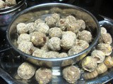 Ragi - Oats Laddu