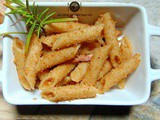 Pasta piccante con speck e briciole di pane