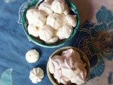 Vegan meringues with chickpea brine (Aquafaba)