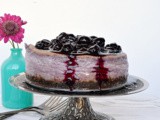 Blueberry Cheesecake with Gingerbread Crust #SixteenCheesecakes