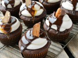 Candy Bar Cupcakes #FoodNFlix