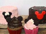 Dairy-Free Oreo Cake (Mickey & Minnie Smash Cakes)
